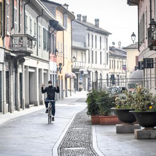 Italia prohíbe la entrada y salida en 11 localidades por coronavirus