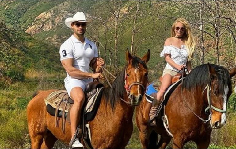 Seguidores de Britney Spears han calificado a Asghari de advenedizo y de cazafortunas. INSTAGRAM / britneyspears