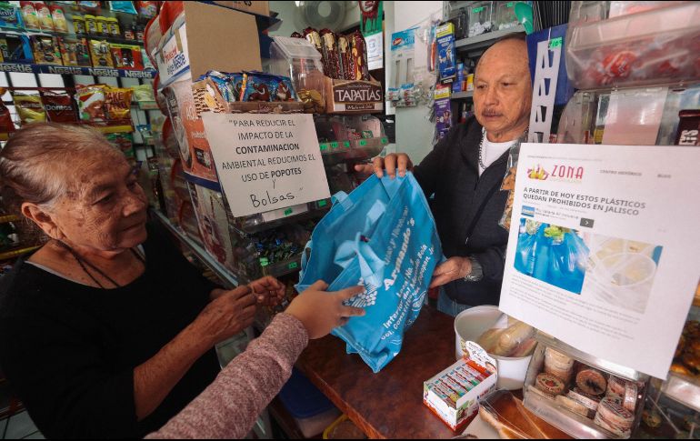 Aseguran que la prohibición del plástico no es la solución al problema ambiental. EL INFORMADOR / ARCHIVO