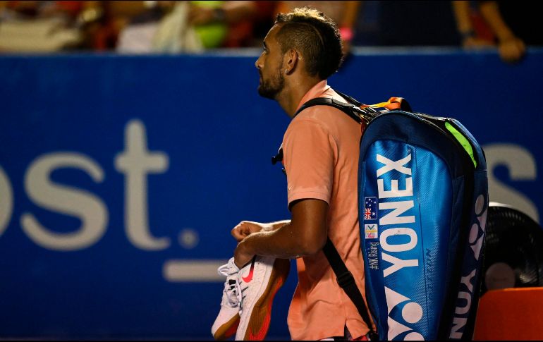 Kyrgios, quien se ausentó de los torneos de Delray Beach y Nueva York, llegó con la ilusión de repetir en el trono en Acapulco, pero no fue posible. AFP/P. Pardo