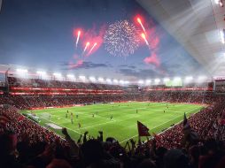 En el video difundido en redes sociales, la música de cámara se combina con escenas de aficionados estadounidenses que recrean la atmósfera al interior de los estadios de futbol. TWITTER / @MLS