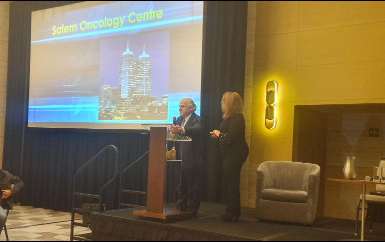 El doctor Salem vino a Guadalajara, para, entre otras cosas, capacitar a otros médicos sobre el programa ICT triplex. EL INFORMADOR / Y. Mora