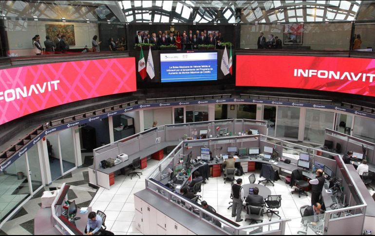 Los mercados bursátiles mundiales están en terrenos negativos por el incremento de casos de Covid-19 fuera de China. NTX / ARCHIVO