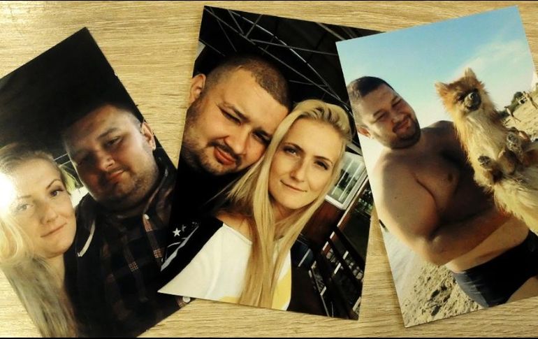 Roman Sarychev con su pareja, Maria Pimakhova, y su perro mascota.