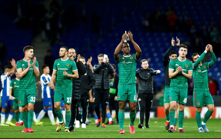 Los Wolves amarraron su pase a los octavos de final de la Europa League. EFE / E. Fontcuberta