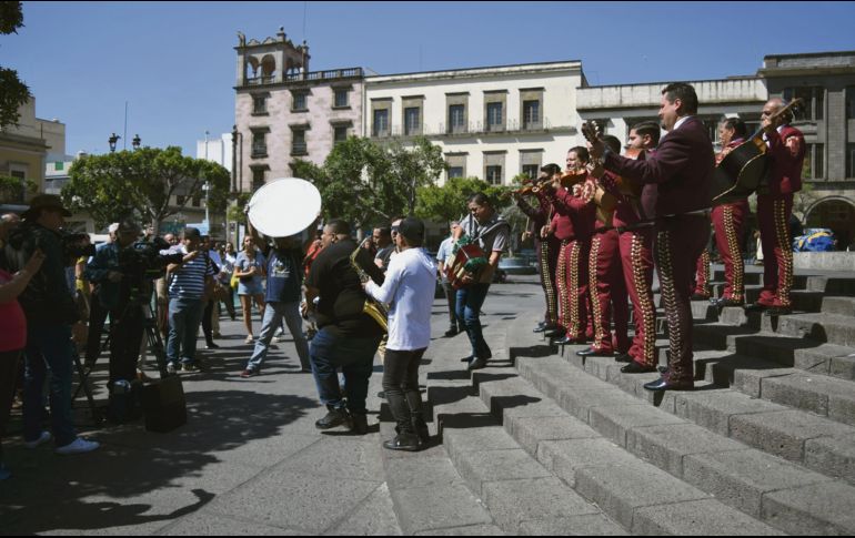 Sonidos. Una particularidad del sencillo es la integración de múltiples géneros, como el rap y el mariachi.  EL INFORMADOR • A. Rodríguez