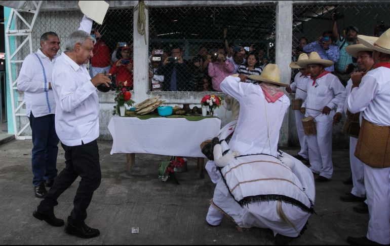 El Presidente aseguró que, con la eliminación de actos corruptos, se ha logrado ahorrar mucho dinero para impulsar obras públicas. NTX/M. González