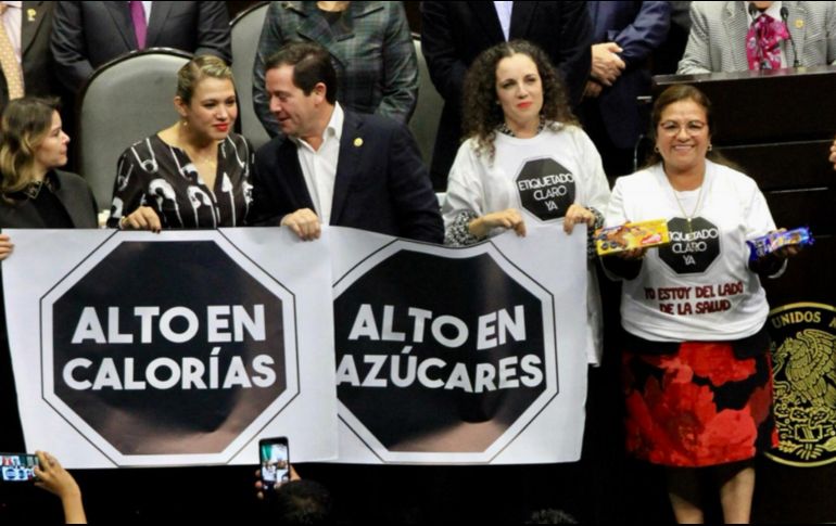 Legisladores diseñaron esta reforma bajo el argumento de combatir el sobrepeso en México. NTX/ARCHIVO