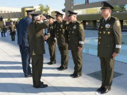 El titular de la Sedena, Luis Crescencio Sandoval tomó protesta al general André Georges Foullon este domingo. TWITTER / @Luis_C_Sandoval
