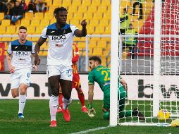 Sencillo. El colombiano Duván Zapata marcó tres de los siete goles del Atalanta. AP • D. Fasano