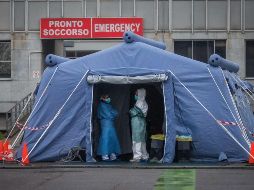 El balance de la epidemia de este coronavirus supera este lunes los tres mil muertos en el mundo y continúa provocando graves consecuencias de índole diferente en todas partes. EFE / EPA / M. Corner