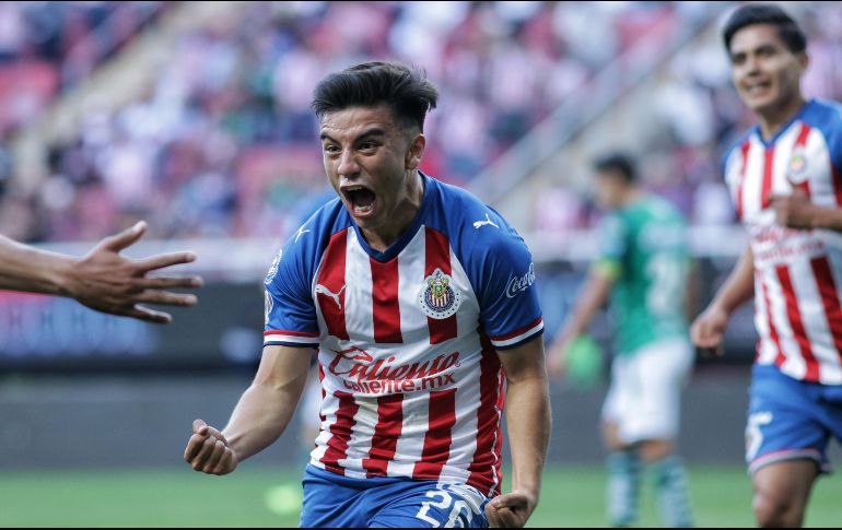 Beltrán hizo el segundo gol que consumó el triunfo de Chivas ante León. Imago7