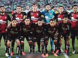 No repiten. De las ocho formaciones distintas que ha presentado el Atlas en el presente torneo, sólo Camilo Vargas (portero) y Martín Nervo (capitán), han disputado todos los minutos del campeonato. IMAGO7