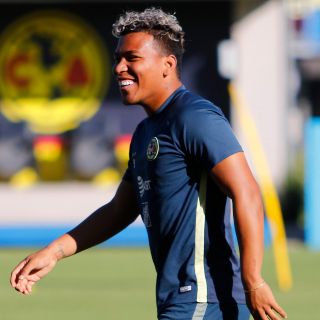 América perdonaría a Roger Martínez