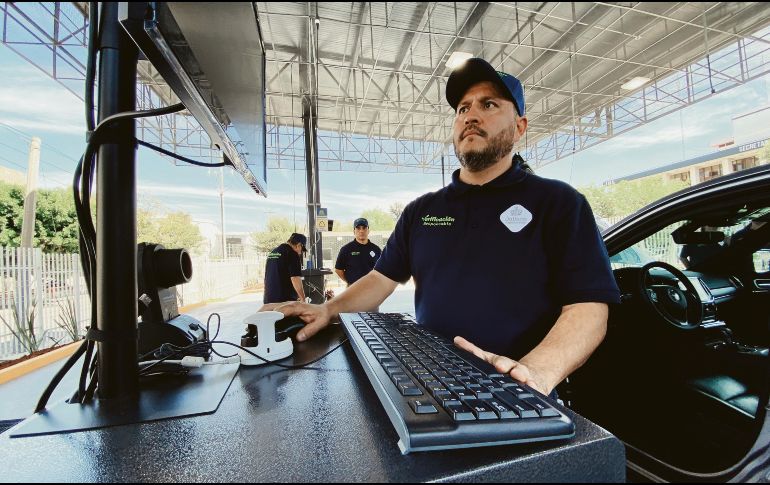 La meta para este año es la verificación de 800 mil coches. ESPECIAL