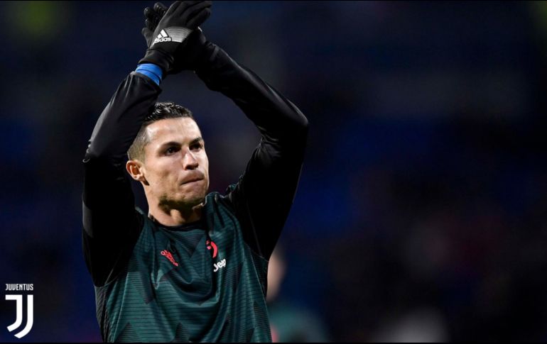 Tras pasar el día en Funchal, Madeira, Cristiano regresó a Turín y se ejercitó a las órdenes del técnico Maurizio Sarri, informó su equipo. TWITTER / @juventusfc