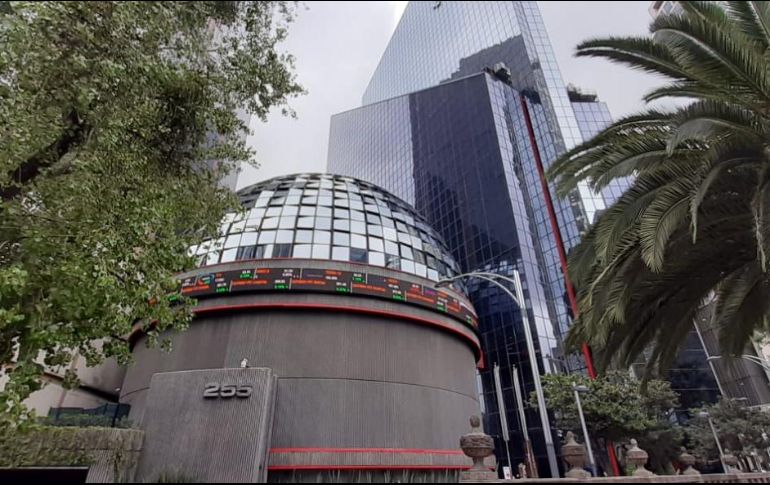 Los mercados accionarios presentaron movimientos mixtos con un sesgo positivo, debido al anuncio hecho por la Fed. EL INFORMADOR / ARCHIVO