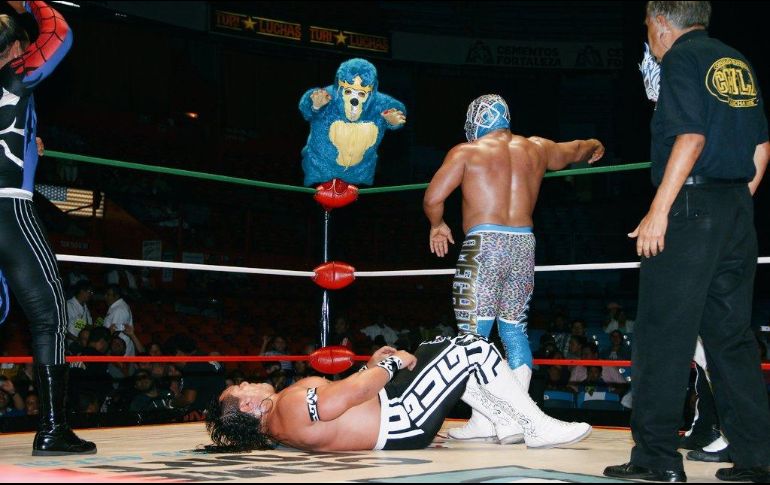 Desde su aparición, Kemonito ha sido uno de los personajes más queridos por el público. TWITTER / @luchalibreaaa