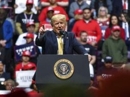 El nombre de Trump también estaba en las boletas del supermartes.