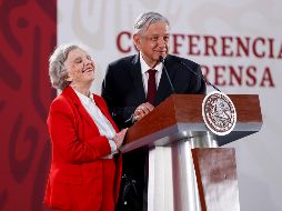 La escritora Elena Poniatowska lleva una buena relación con el Presidente López Obrador. EFE / ARCHIVO