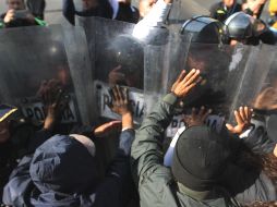 La situación fue controlada por elementos viales quiénes replegaron a los manifestantes. NTX / E. Álvarez