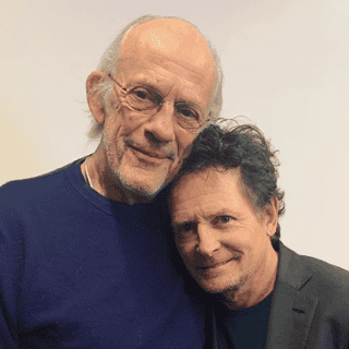 Christopher Lloyd y Michael J. Fox se reúnen a 35 años de "Volver al Futuro"