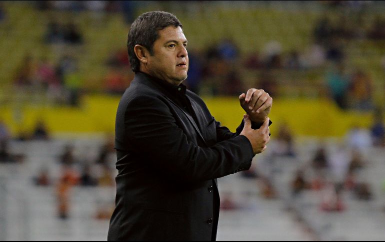 Respecto al Clásico Tapatío de este fin de semana, Guzmán reconoció que desea un empate espectacular. El ''Travieso'' jugó y entrenó a ambos equipos. IMAGO7