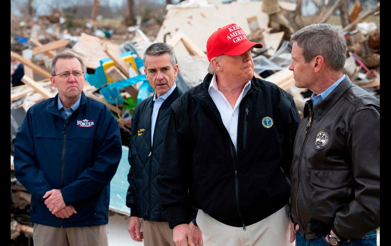 Trump fue acompañado por el gobernador de Tennessee, Bill Lee; la senadora republicana del estado, Marsha Blackburn, y otros altos funcionarios. AFP/J. Watson