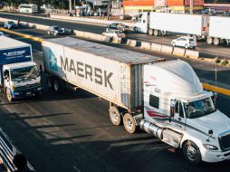 Multan a mil tráileres por ignorar horario