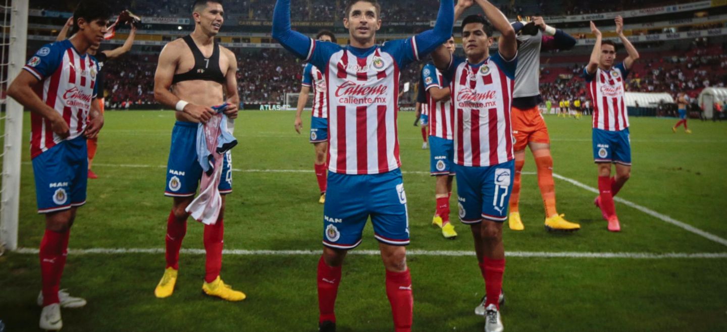 Vencedores. El Guadalajara supo neutralizar el ímpetu que el Atlas mostró en los primeros minutos y fue contundente para quedarse con un Clásico Tapatío más. EL INFORMADOR • F. Atilano