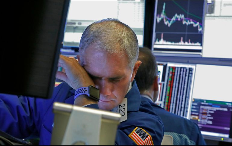 Más de sus 30 empresas cotizadas se vieron afectadas. AP / R. Drew