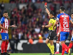 Alexis Vega no podrá estar disponible con Chivas para el duelo ante Rayados. Imago7