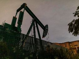 El barril de WTI para entrega en abril cayó 7.12% a 60 dólares. AFP/ARCHIVO