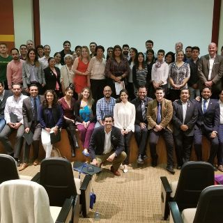 Impulsan fuerzas básicas de líderes de empresarios