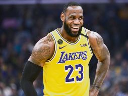 Cambia discurso. James dijo que aceptaría por la seguridad de los jugadores. AP