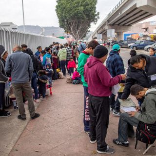 Jueces de EU dan luz verde a la continuación de "Quédate en México"