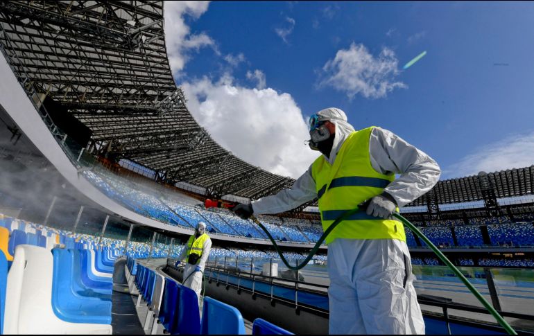 Algunos eventos han sido cancelados, otros aplazados, y otros más se realizan desde hace días a puerta cerrada. EFE / ARCHIVO