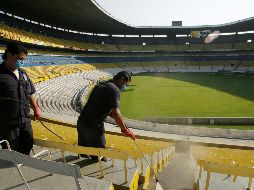 En el Clausura 2009, parte de la jornada 15, toda la 16 y tres encuentros de la fecha 17 se efectuaron a puerta cerrada, debido al aumento en los casos de la conocida como ''gripe porcina''. EL INFORMADOR / ARCHIVO