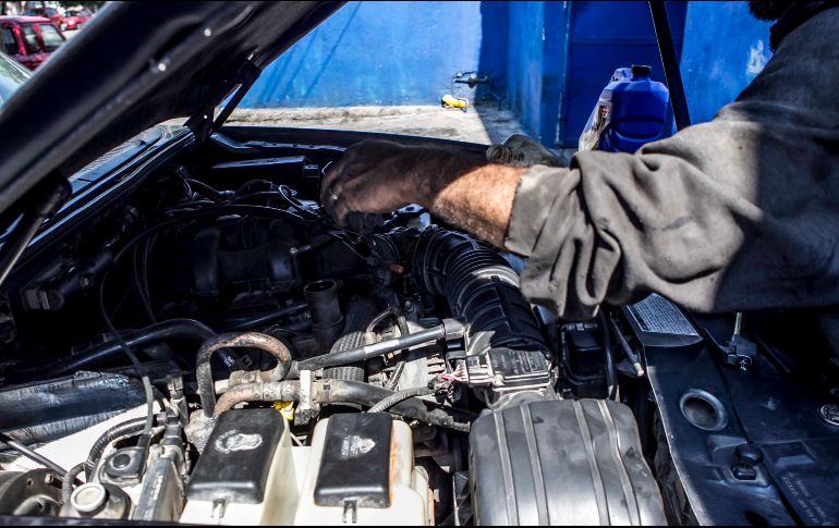 Particulares han invertido 10 mil pesos para adquirir las bases de la convocatoria y poder participar. EL INFORMADOR/ARCHIVO