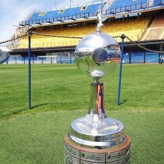 Conmebol suspende partidos de Copa Libertadores por Covid-19