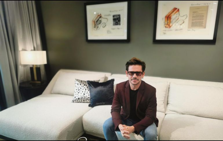 Alfredo Martínez.  El negro y el blanco destacan en sus creaciones. EL INFORMADOR • J. Castillo