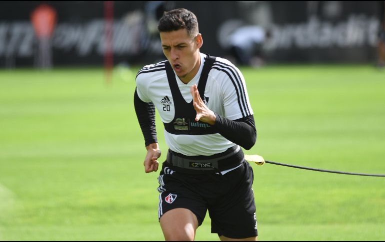 Manuel Balda sólo ha jugado 45 minutos en el Clausura 2020, en opinión del exentrenador Leandro Cufré, el volante no está en condiciones físicas para jugar un partido completo. IMAGO7