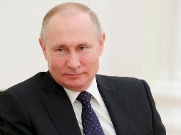 El actual jefe de estado podrá postularse para presidente nuevamente después de que la enmienda entre en vigor. AP / M. Klimentyev