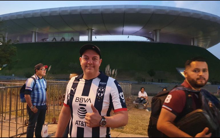 Aunque aplauden las medidas preventivas, aficionados consideran que la Liga MX se tardó en anunciarlas. EL INFORMADOR/A. Ramírez