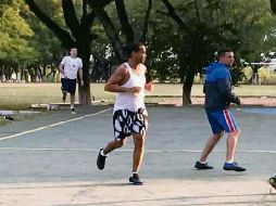 Ronaldinho ayudó a su equipo con un total de cinco goles y 11 asistencias. El premio fue un cerdo de 15 kilos. ESPECIAL