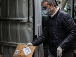 Amazon anunció el bloqueo de un millón de productos relacionados con el Covid-19. GETTY IMAGES