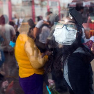 Cierre de fronteras deja varados a mexicanos en Perú