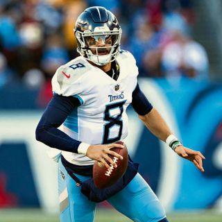 Mariota vestirá de negro y plata