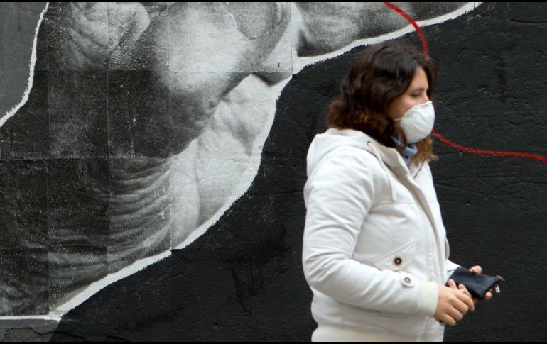 López-Gatell señaló que la compra de estos insumos es parte del análisis de necesidades que se realizó en cada estado. EFE / E. Fontcuberta