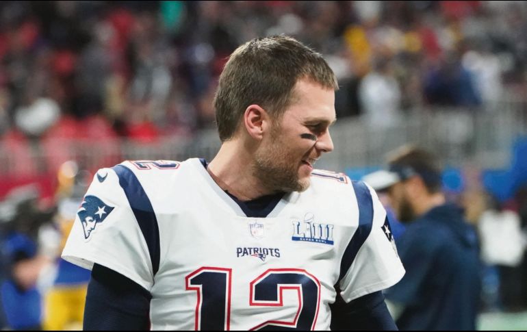 PACIENCIA. La falta de exámenes médicos con sus nuevos equipos ha impedido que movimientos, como el de Tom Brady a Tampa Bay, aún no se hagan oficiales. AFP